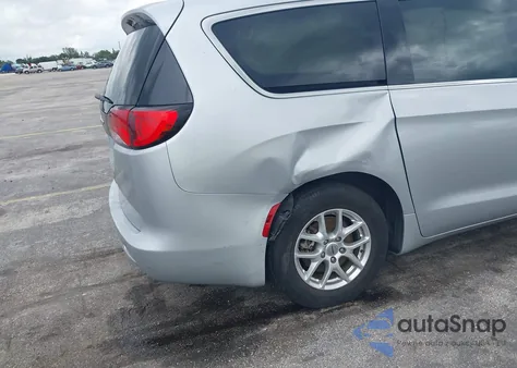 2023 Chrysler Voyager Lx из США, поврежденный, VIN 2C4RC1CG9PR525927